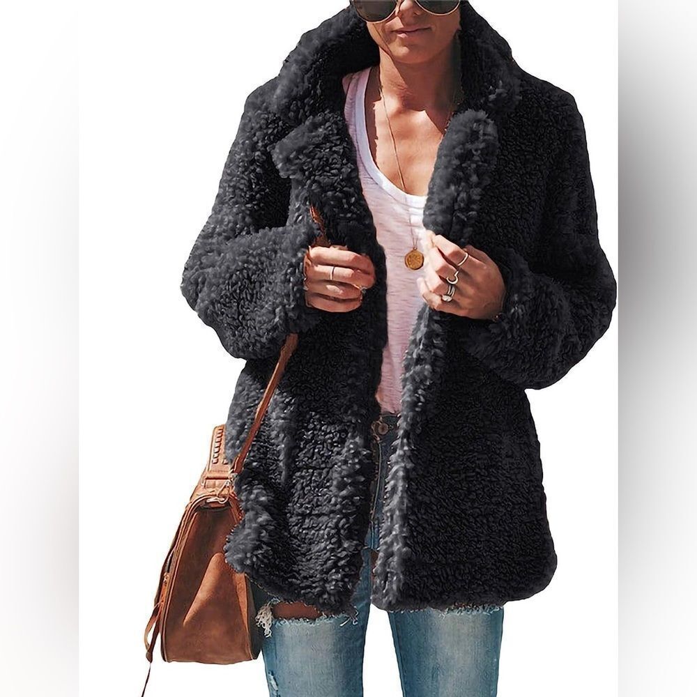 Plush Long Sleeve Sherpa Hooded Jacket with pockets
